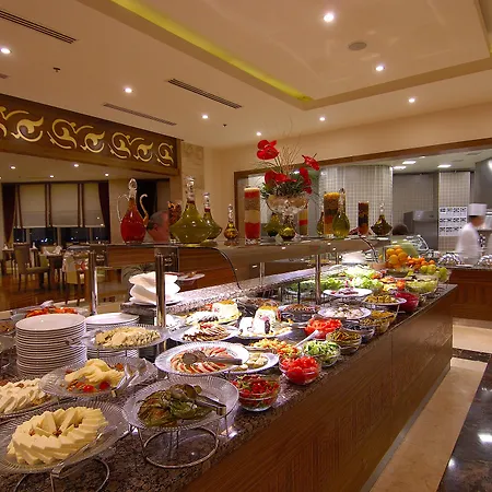 Hotell Dedeman Convention Center 5*