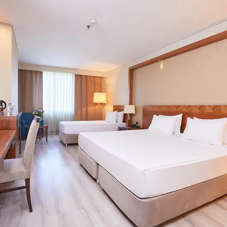 Dedeman Convention Center Hotell 5*