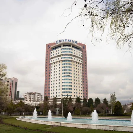 Dedeman Convention Center 호텔
