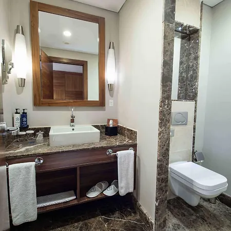 Dedeman Convention Center Szálloda 5*