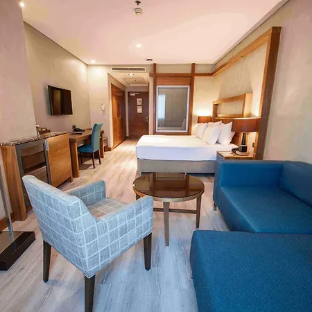 Dedeman Convention Center 5*