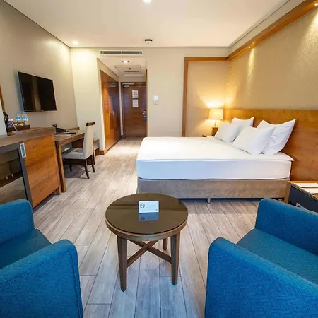 호텔 Dedeman Convention Center 5*