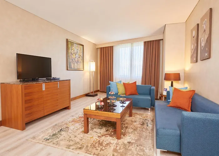 Dedeman Convention Center Otel 5*