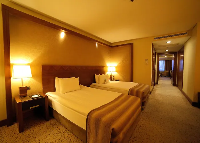 Dedeman Convention Center 5*