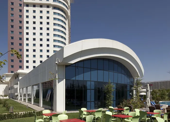 Dedeman Convention Center Otel 5*